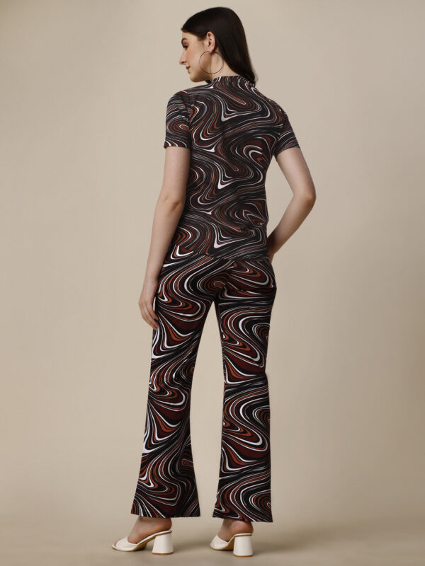 Casual Round Neck Stylish Printed Top and Leg Pants Girls & Women's - Image 2