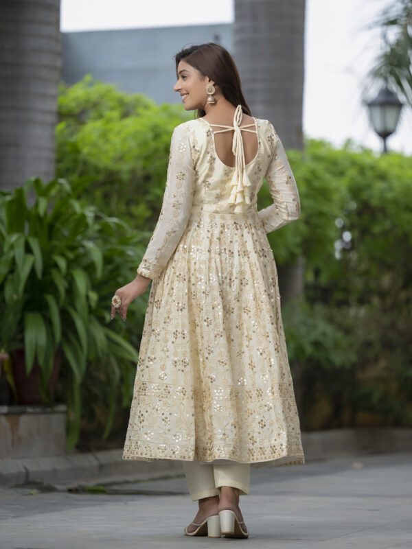 🌸PREMIUM & LUXURIOUS DESIGNER Ivory Gold Hand-Embroidered Anarkali Set - Image 4