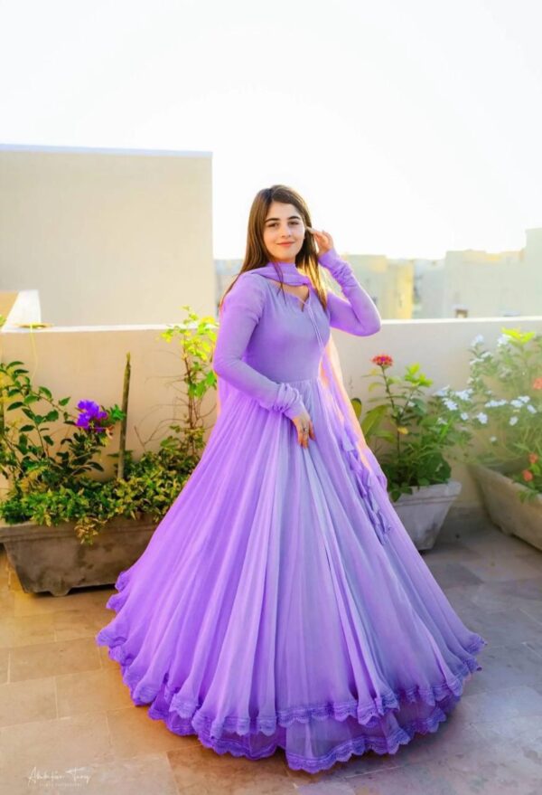 🌸Stunning Georgette gown With A Beautifully Dupatta - Image 5